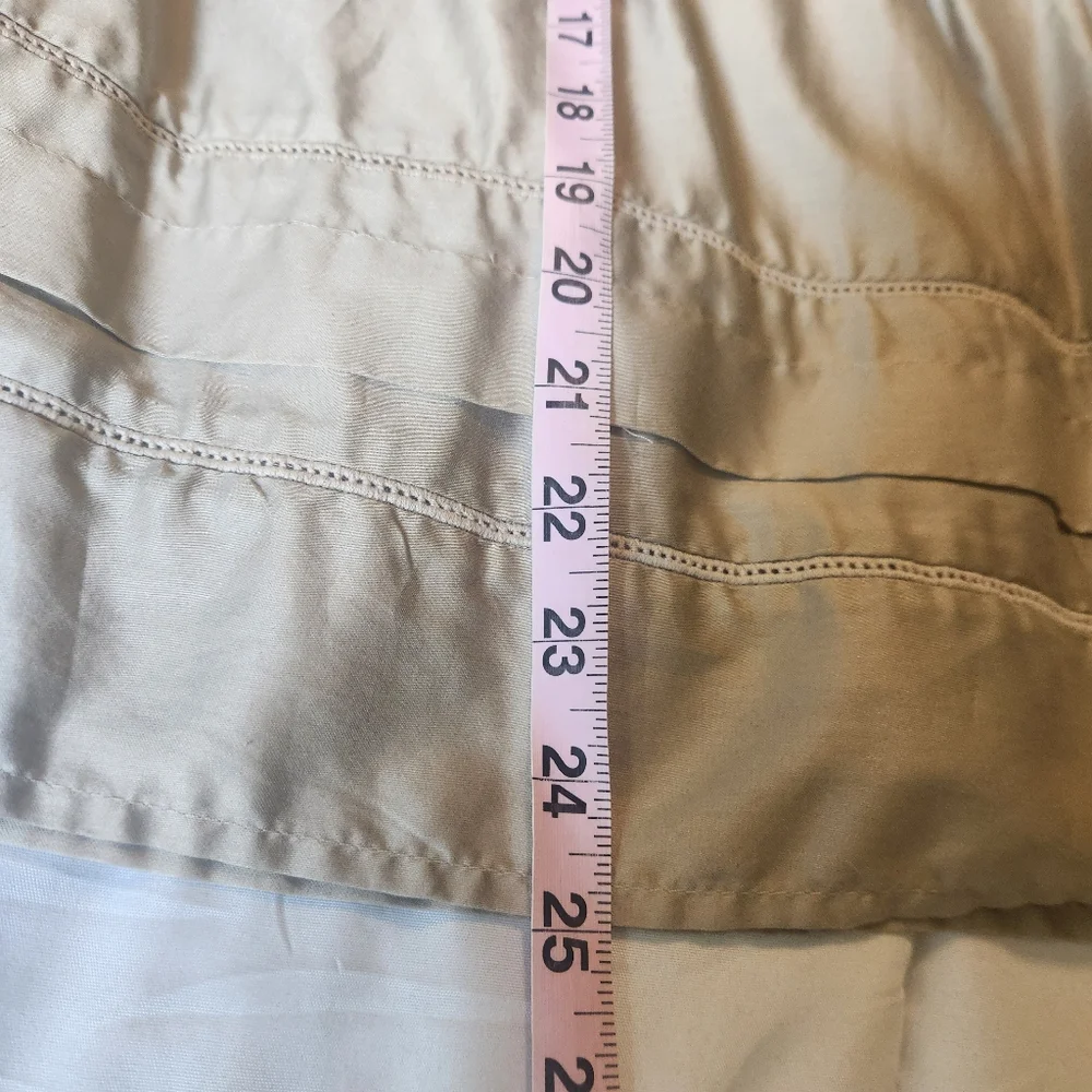 Cato Skirt, gathered & soft. Knee length.